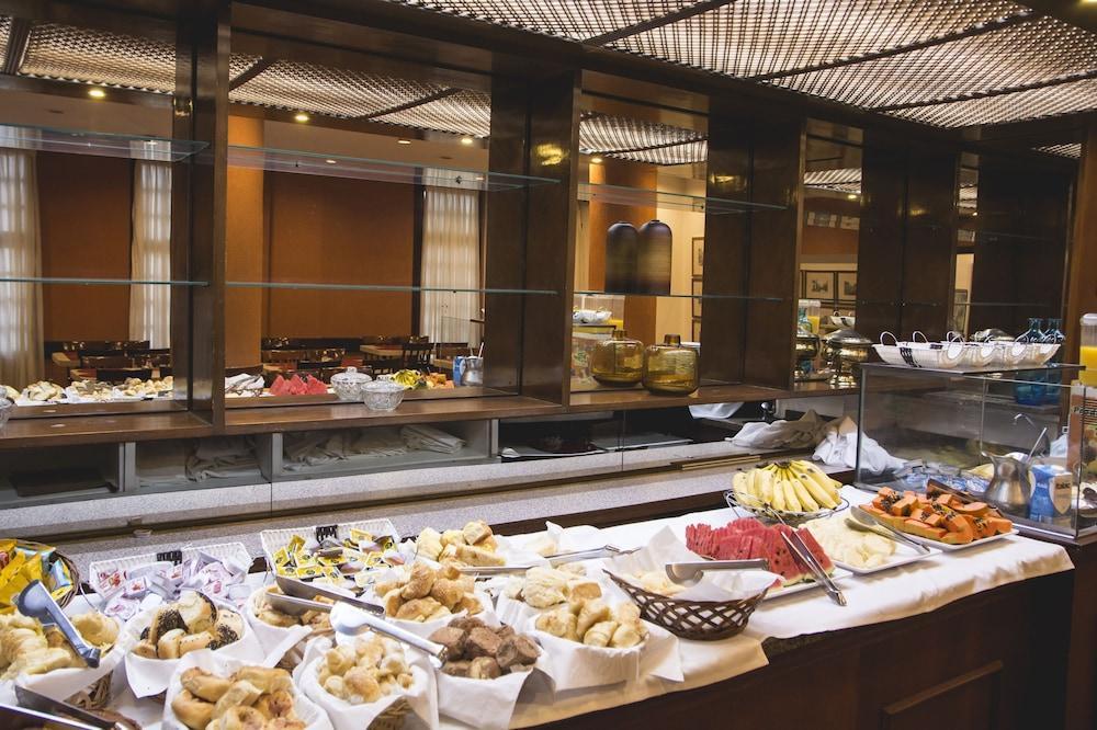 Hotel Delplaza Timbiras